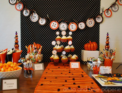Anna_and_blue_paperie_table_medium