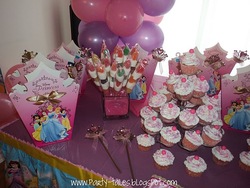 Valeria_s_party_2_medium