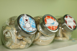 4_cowboy_real_party_-_cookie_jar_medium