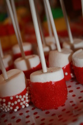 Marshmallow_pops_medium