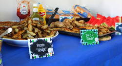 18_food-table_medium