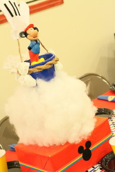 Centerpiece_mickey_mickeymousebirthdayparty_thepetitesoiree_medium