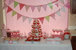 Food_table_full_view_medium