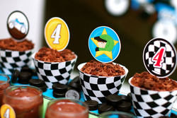 Dirt_bike_motocross_dessert_table_-_dirt_cupcakes_medium