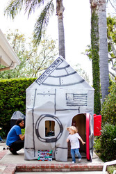 Space_party_playhouse_spaceship_medium