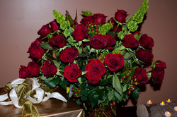 50_red_roses_medium