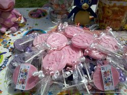 Backyardigan_lollipops_medium