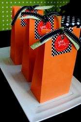 Favor_bags1_medium