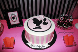 Barbie_cake_cmp_medium