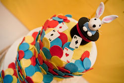 Magic_cake_topper_and_cascade_medium
