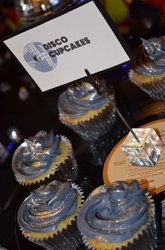 70sglittercupcakes2_medium