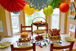 Brunchtable_medium