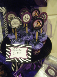 Bieber_cakes_good_medium
