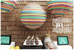 Super_hero_dessert_table_13_medium