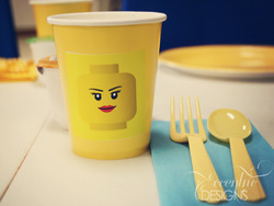 Lego_party_-_girl_cup_medium
