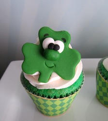 Shamrock_cupcakes_medium