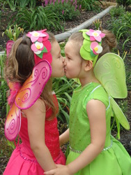 Fiary_s_in_garden_2012_043_medium