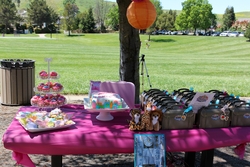 Dessert_and_favor_table_medium