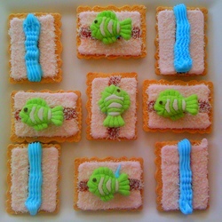 Partycraftsecrets_decorated_biscuits_medium