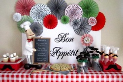 Dessert_table_medium