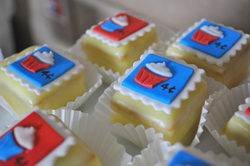 Stamp_fondant_toppers_medium