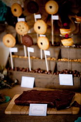 Rustic_pie_table_pie_pops_and_brownie_slab_medium