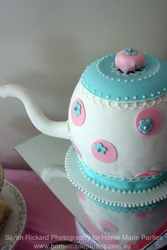 Home_made_parties_tea_pot_cake-imp_medium