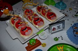 Angry_bird_cookies_medium
