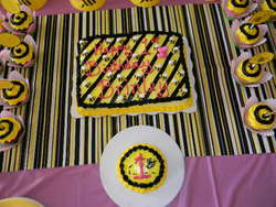 Bee_s_birthday_006_medium
