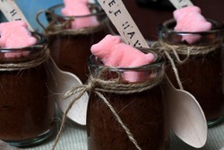 Close_up_mousse_pot_2_medium