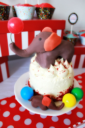 Circus_birthday_elephant_cake_topper_medium