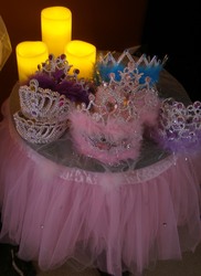 Glamour_tiara_table_medium