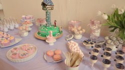 Party_table_2_medium