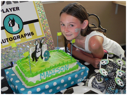 Zperfect_party_birthday_girl_and_cake_medium