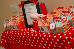 Goody_bag_table_medium
