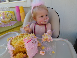 Whitneys_first_bday_122_medium