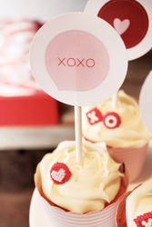 Xoxo-cupcake-topper_medium