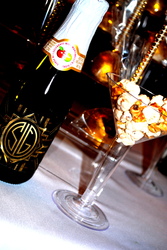 Bottle_and_popcorn_medium