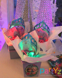 Glow_favor_boxes_medium