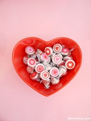 Valentines-day-desserts-table-candy-shop-red-pink-buy-shop-printables-free14_medium