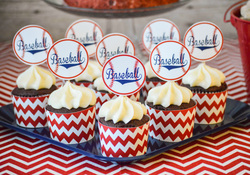 Baseball_cupcakes_medium