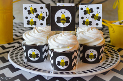 Bee_cupcake_toppers_and_wraps_medium