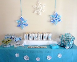 Frozen_movie_night_party_-_that_cute_little_cake_-11_medium
