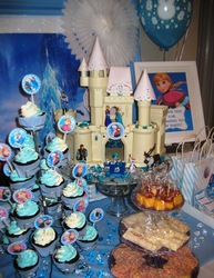 Frozen_allyx_table_cakes_medium