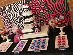 8_monster_high_party_dessert_table_angled_medium