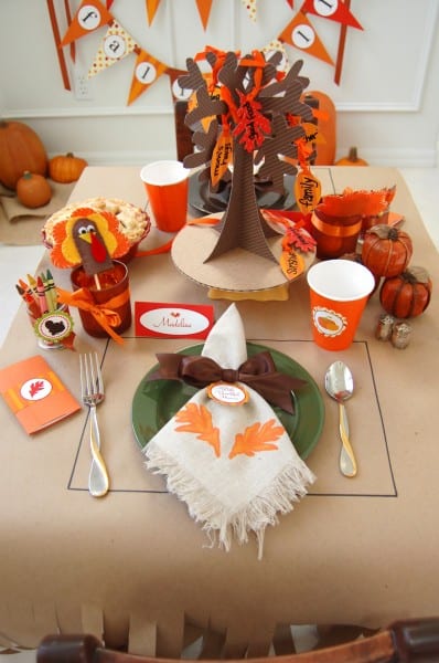 thanksgiving kids table 8