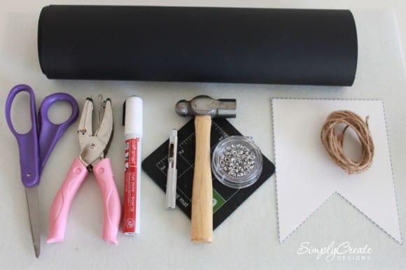diy chalkboard fabric banner diy-chalkboard-fabric-banner