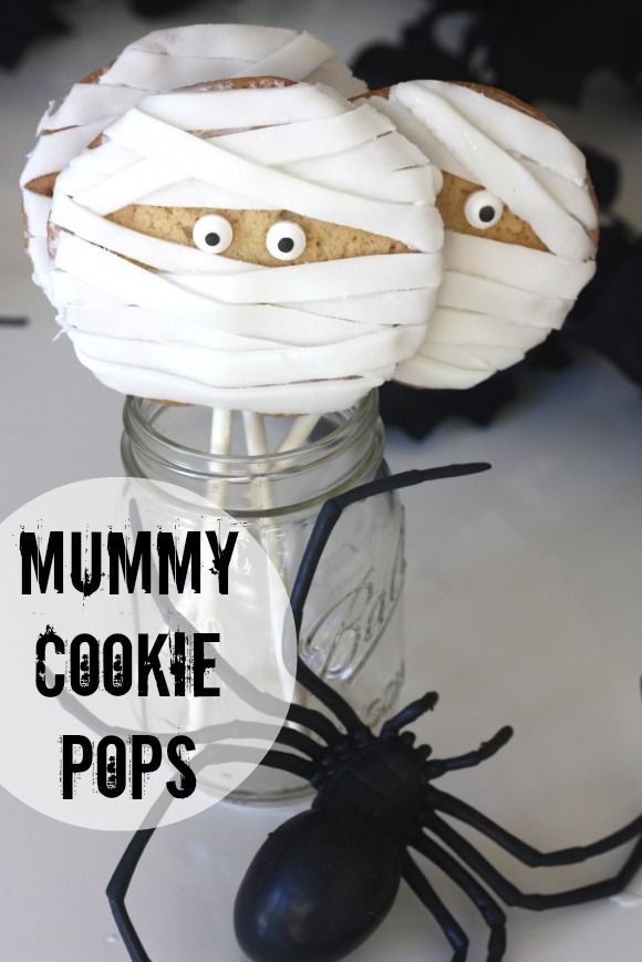 Easy Mummy Cookie Pops {DIY} | Catch My Party