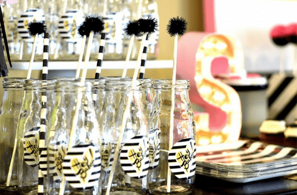 Kate Spade Party Ideas Sparkly Drink Glasses | Catchmyparty.com Kate Spade Party Ideas - Sparkly Drink Glasses | Catchmyparty.com