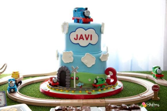 Thomas and Friends Birthday Party | CatchMyParty.com